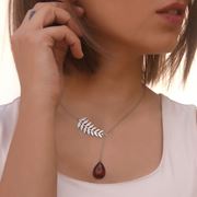 تصویر گردنبند استیل گندم و عقیق