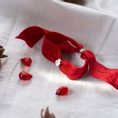 تصویر دستبند نقره انار